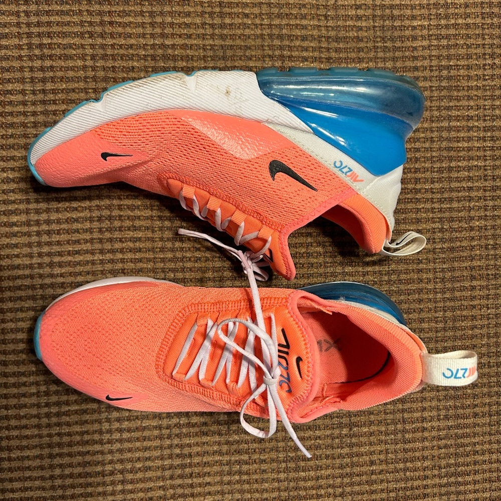 Nike Air 270